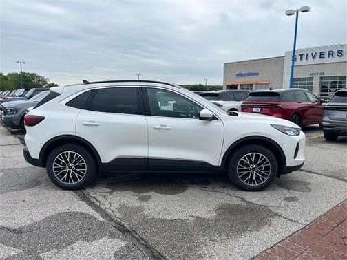 2025 Ford Escape PHEV SE