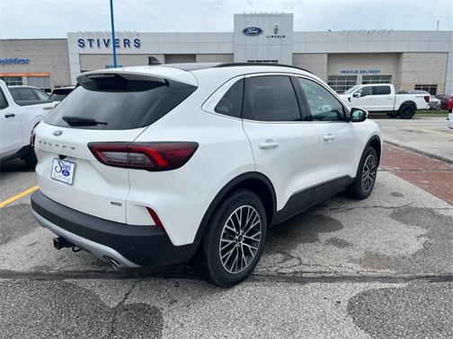 2025 Ford Escape PHEV SE