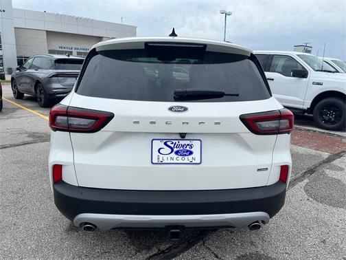 2025 Ford Escape PHEV SE