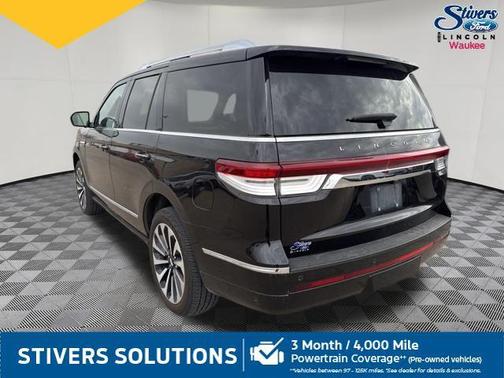 Infinite Black Metallic Clearcoat 2023 Lincoln Navigator Reserve