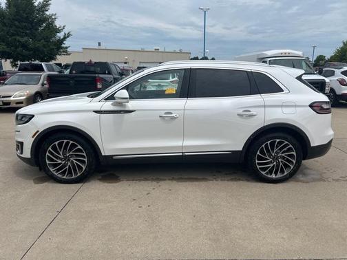 2020 Lincoln Nautilus Reserve