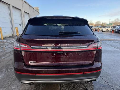 2022 Lincoln Nautilus Reserve