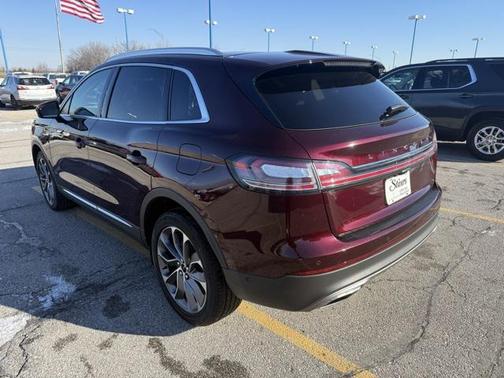 2022 Lincoln Nautilus Reserve