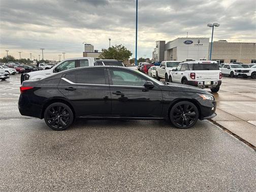 2021 Nissan Altima SR Intelligent AWD