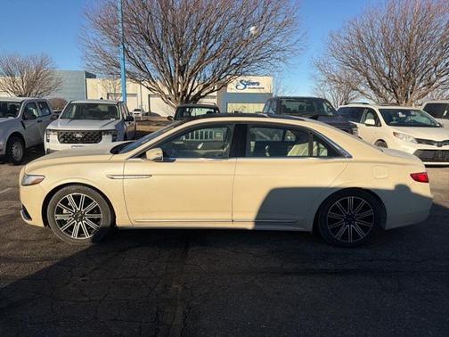2018 Lincoln Continental Reserve