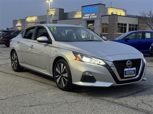 2022 Nissan Altima 2.5 SV