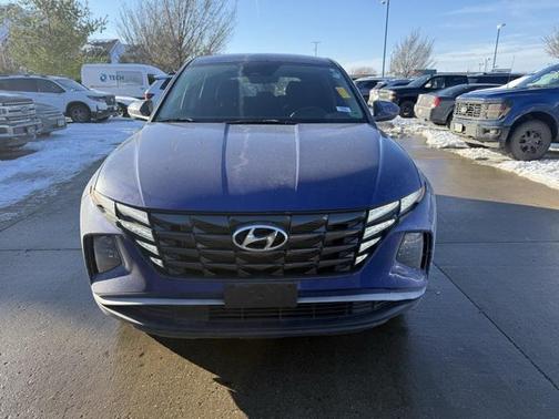 2023 Hyundai TUCSON SE
