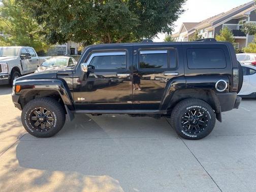 2007 Hummer H3 Base