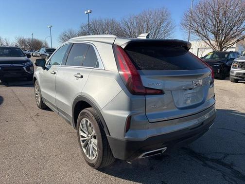 2025 Cadillac XT4 Premium Luxury