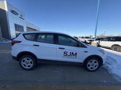 2019 Ford Escape S