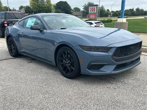 2025 Ford Mustang EcoBoost