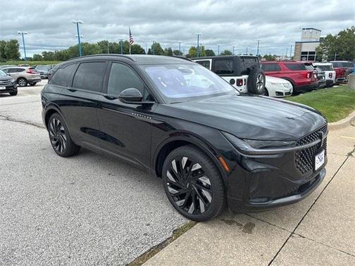 2025 Lincoln Nautilus Reserve