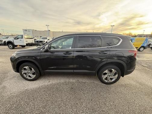 2023 Hyundai SANTA FE SE