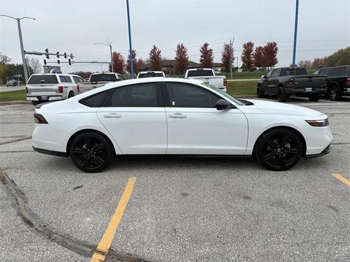 2023 Honda Accord Hybrid Base