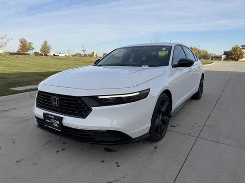 2023 Honda Accord Hybrid Base