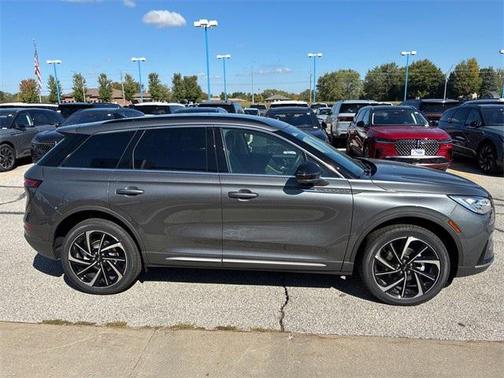 2025 Lincoln Corsair Reserve