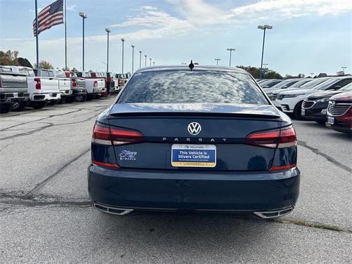 2020 Volkswagen Passat 2.0T R-Line