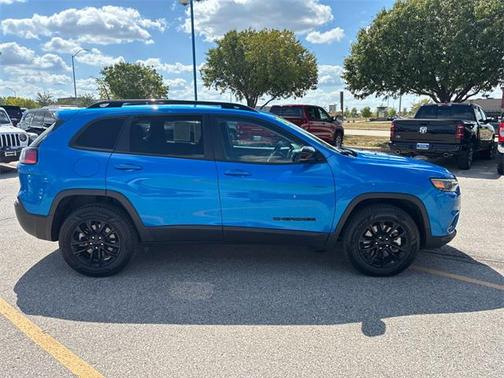 2023 Jeep Cherokee Altitude