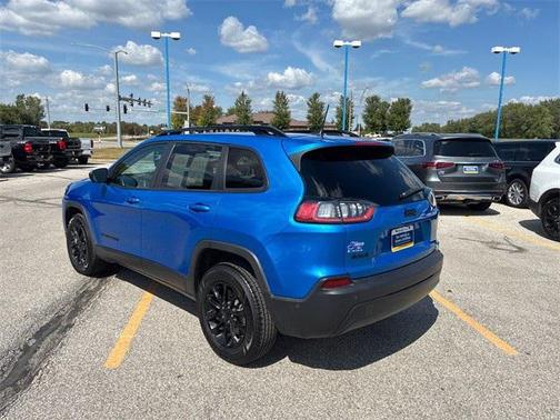 2023 Jeep Cherokee Altitude