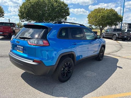 2023 Jeep Cherokee Altitude