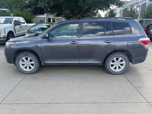 2013 Toyota Highlander SE