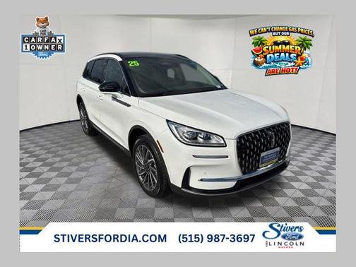 Pristine White Metallic Tri-Coat 2025 Lincoln Corsair Reserve