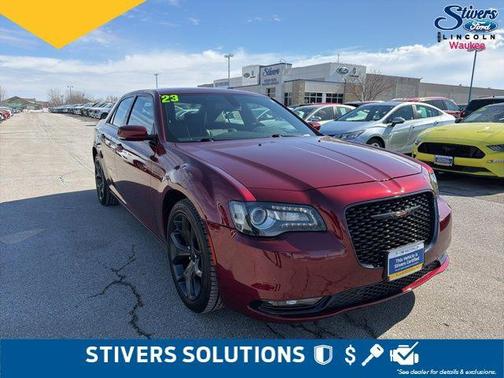 2023 Chrysler 300 S