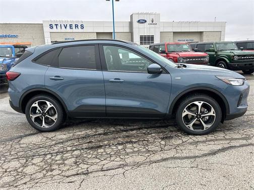 2025 Ford Escape ST-Line Select