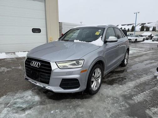 2016 Audi Q3 2.0T Premium Plus
