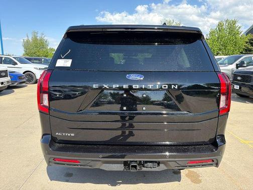 Agate Black Metallic 2026 Ford Expedition Active