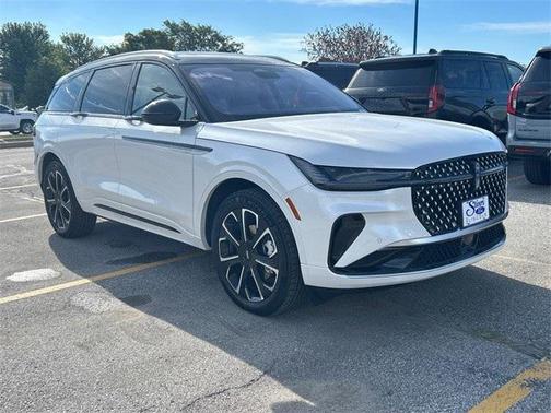 2025 Lincoln Nautilus Reserve