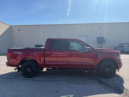 Ruby Red Metallic Tinted Clearcoat 2026 Ford F-150 XLT