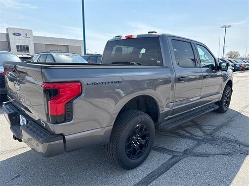 2025 Ford F-150 Lightning XLT