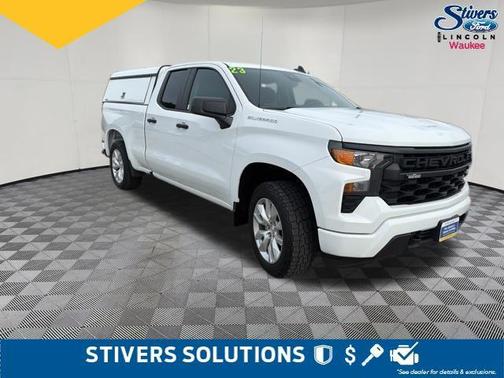 Summit White 2023 Chevrolet Silverado 1500 Custom