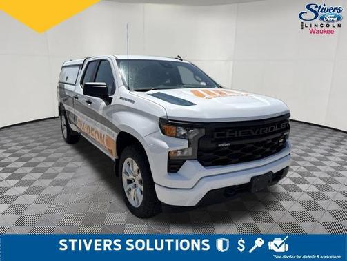 Summit White 2023 Chevrolet Silverado 1500 Custom