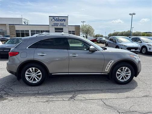 2010 INFINITI FX35 Base