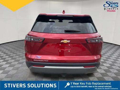 Radiant Red Tintcoat 2025 Chevrolet Equinox 1LT