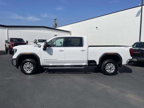 2026 GMC Sierra 2500 SLE