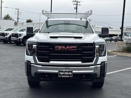 2026 GMC Sierra 2500 Pro