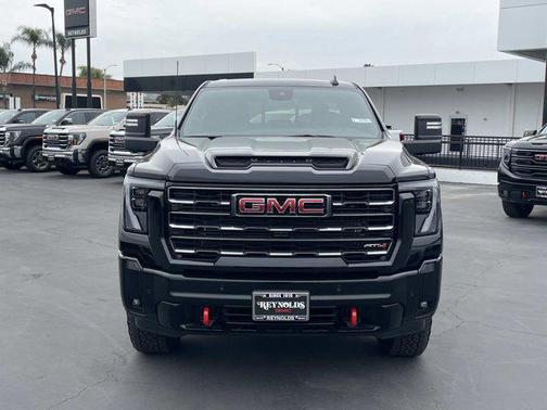 2026 GMC Sierra 2500 AT4