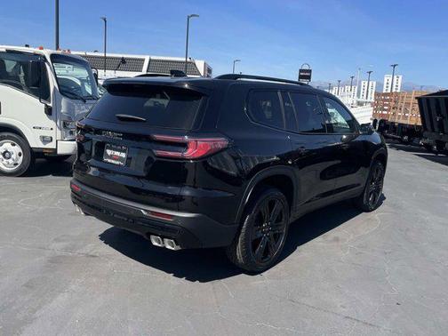 2026 GMC Acadia Elevation FWD