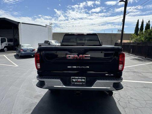 2025 GMC Sierra 2500 SLE