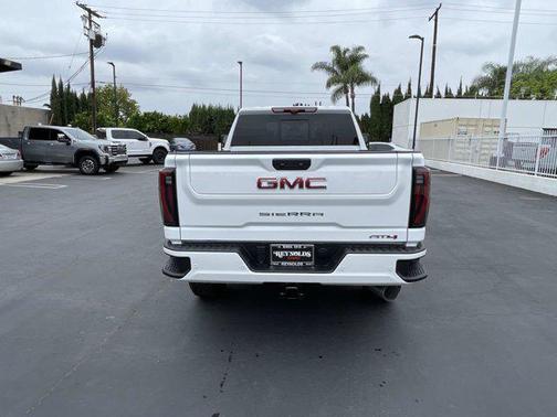 Summit White 2026 GMC Sierra 2500 AT4