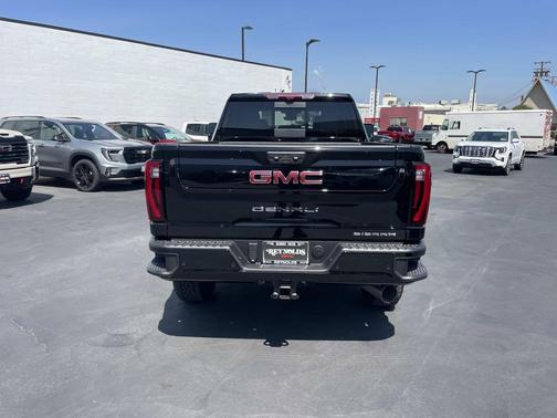 Onyx Black 2026 GMC Sierra 2500 Denali