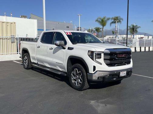 2022 GMC Sierra 1500 SLT