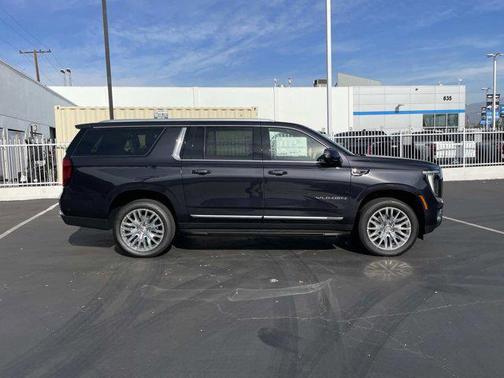 2026 GMC Yukon XL 4WD Elevation