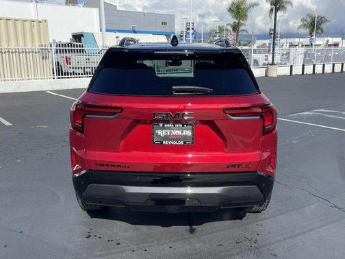 2026 GMC Terrain AWD AT4