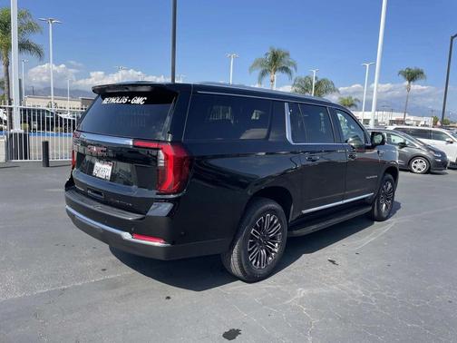 Onyx Black 2026 GMC Yukon XL 4WD Elevation