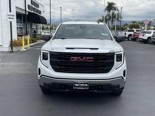 Summit White 2026 GMC Sierra 1500 Pro