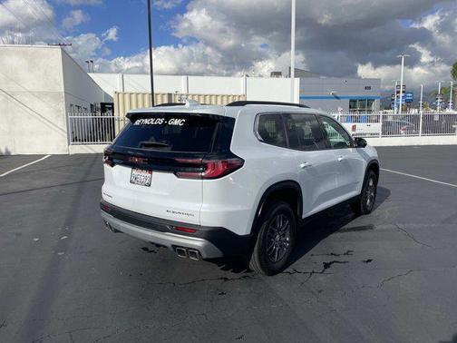 Glacier White Tricoat 2026 GMC Acadia Elevation FWD